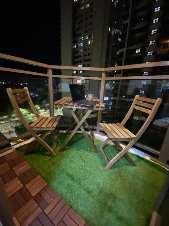 Le 10 The Radiance Manila Bay Apart otel Pasay Dış mekan fotoğraf