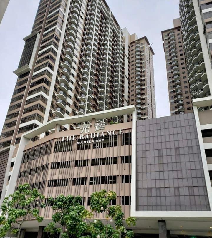 Le 10 The Radiance Manila Bay Apart otel Pasay Dış mekan fotoğraf